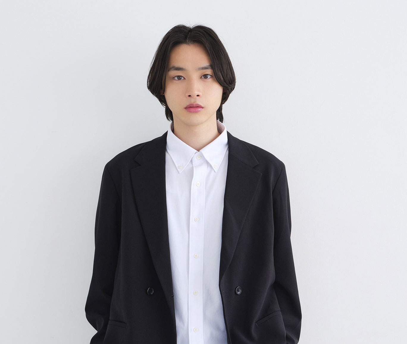 平井亜門
