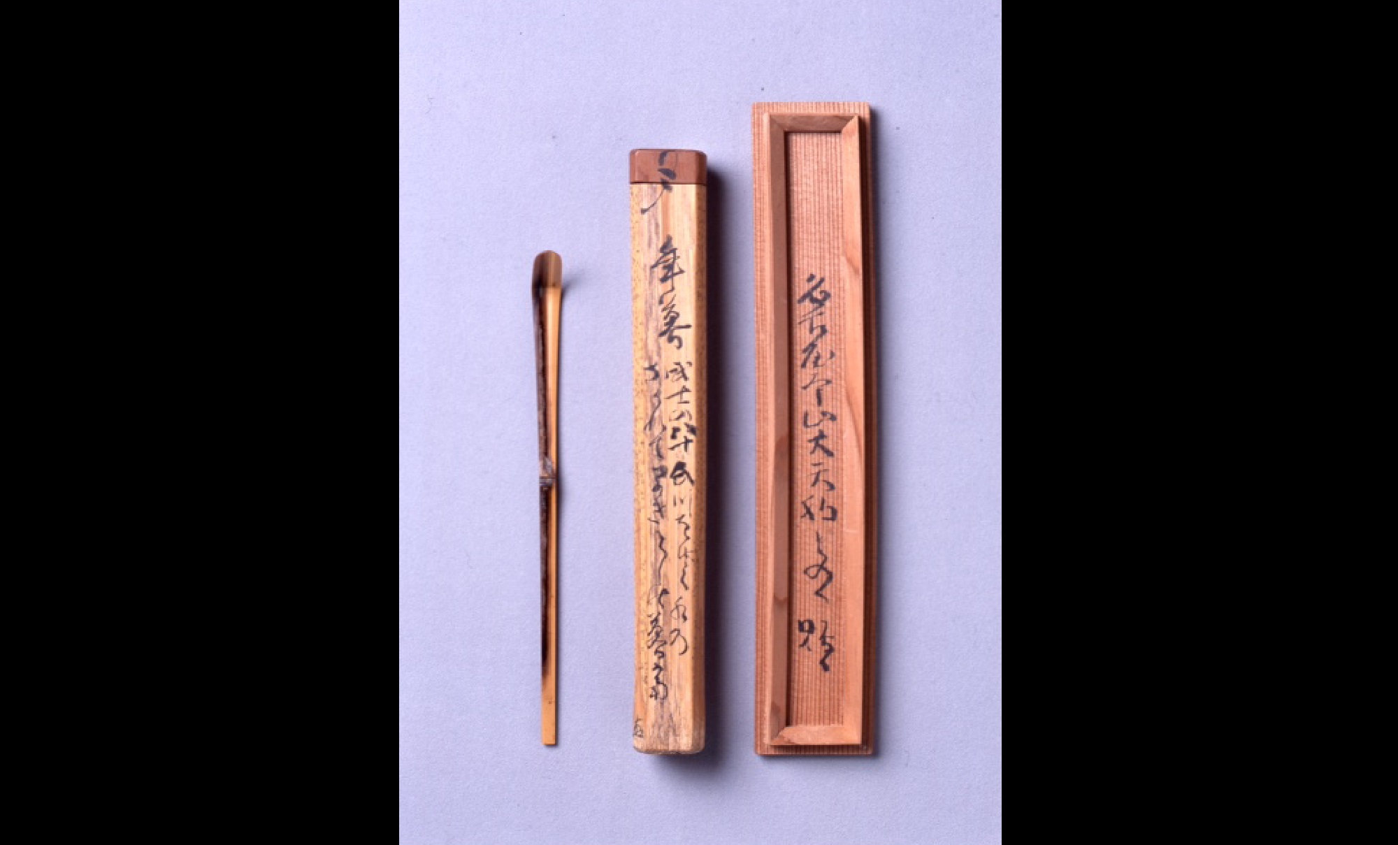 百(もも)の手すさび<br>-近代の茶杓と数寄者往来-